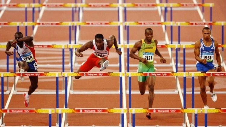 官方：瓦伦西亚签下皇社前锋萨迪克；据悉费用为300万欧+浮动