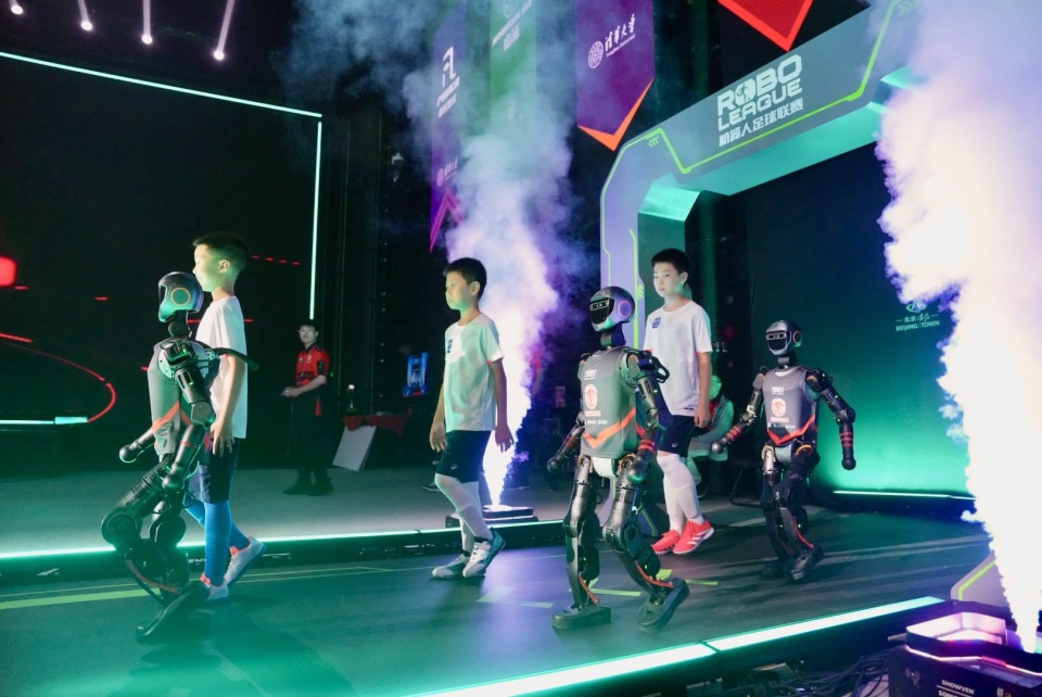 和强悍的身 和强悍的身