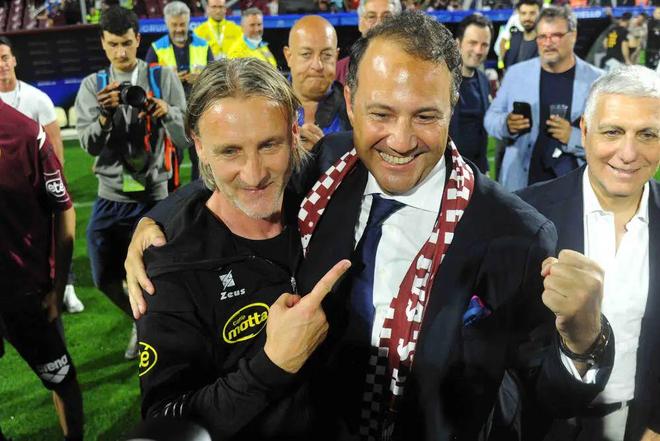 在与上海申 在与上海申