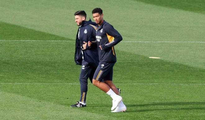 乎处于垄断 乎处于垄断